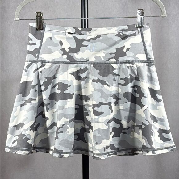 Sunice Julie Stretch Knit Skort | UPF 30 | Tennis or Golf - Picture 2 of 12